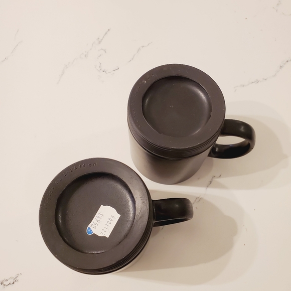 Vintage Black Coffee Cups/Mugs Set With Removable Rubber Coasters Japan 7onz MCM - Picture 2 of 9